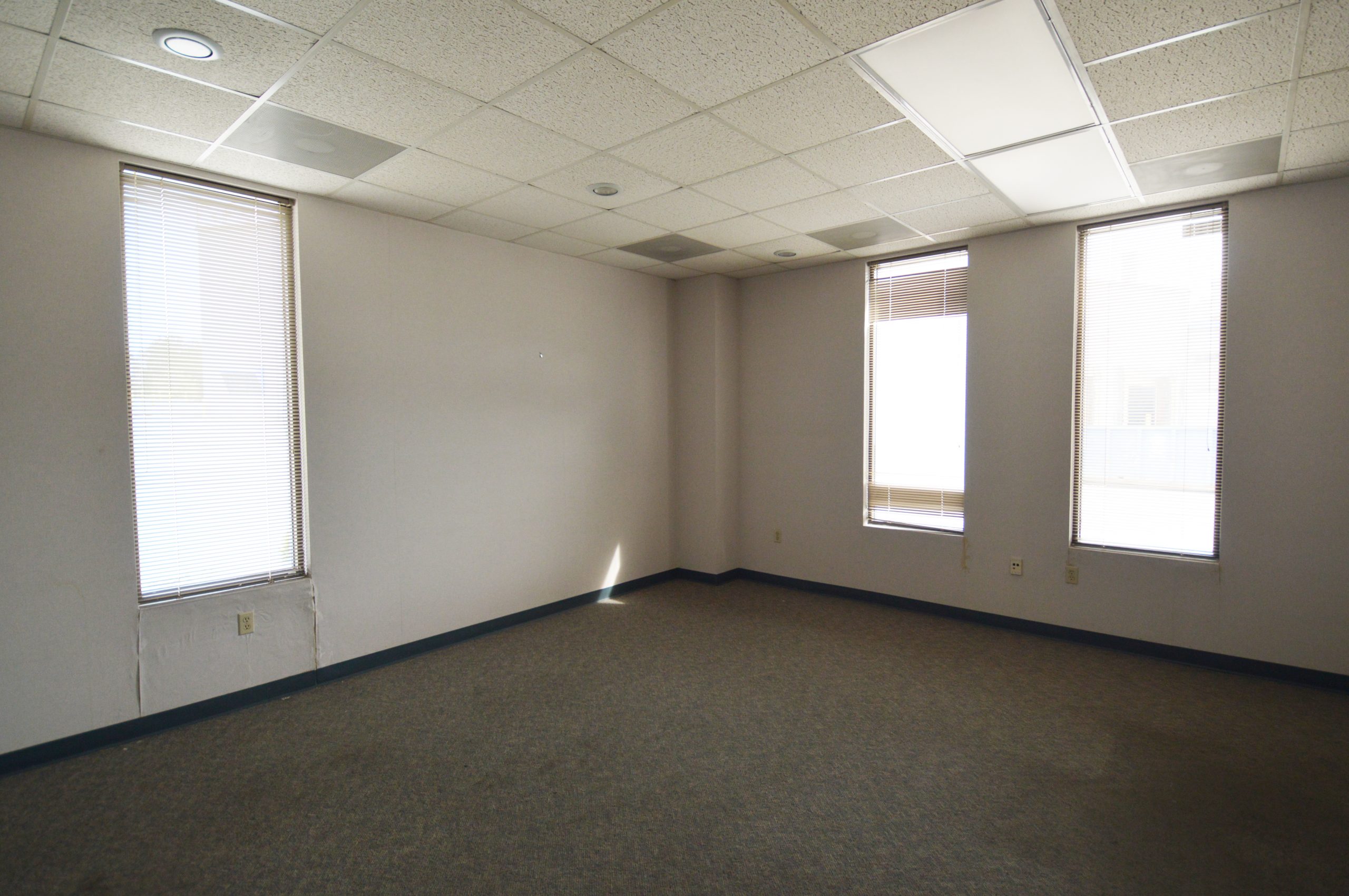 Property Detail Image 6