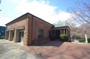 451 West End Blvd.