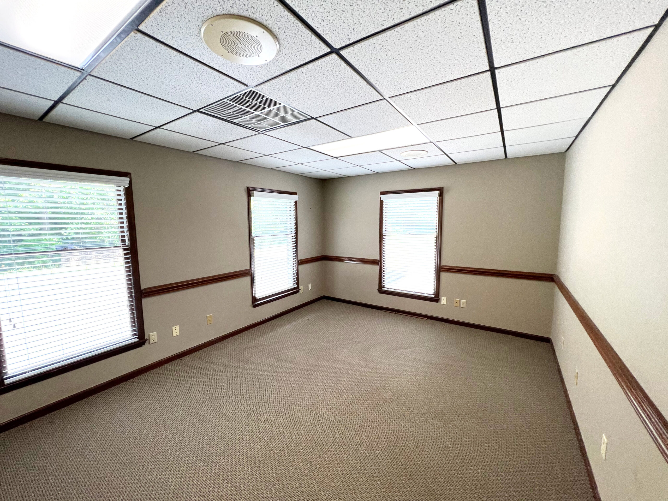 Property Detail Image 4