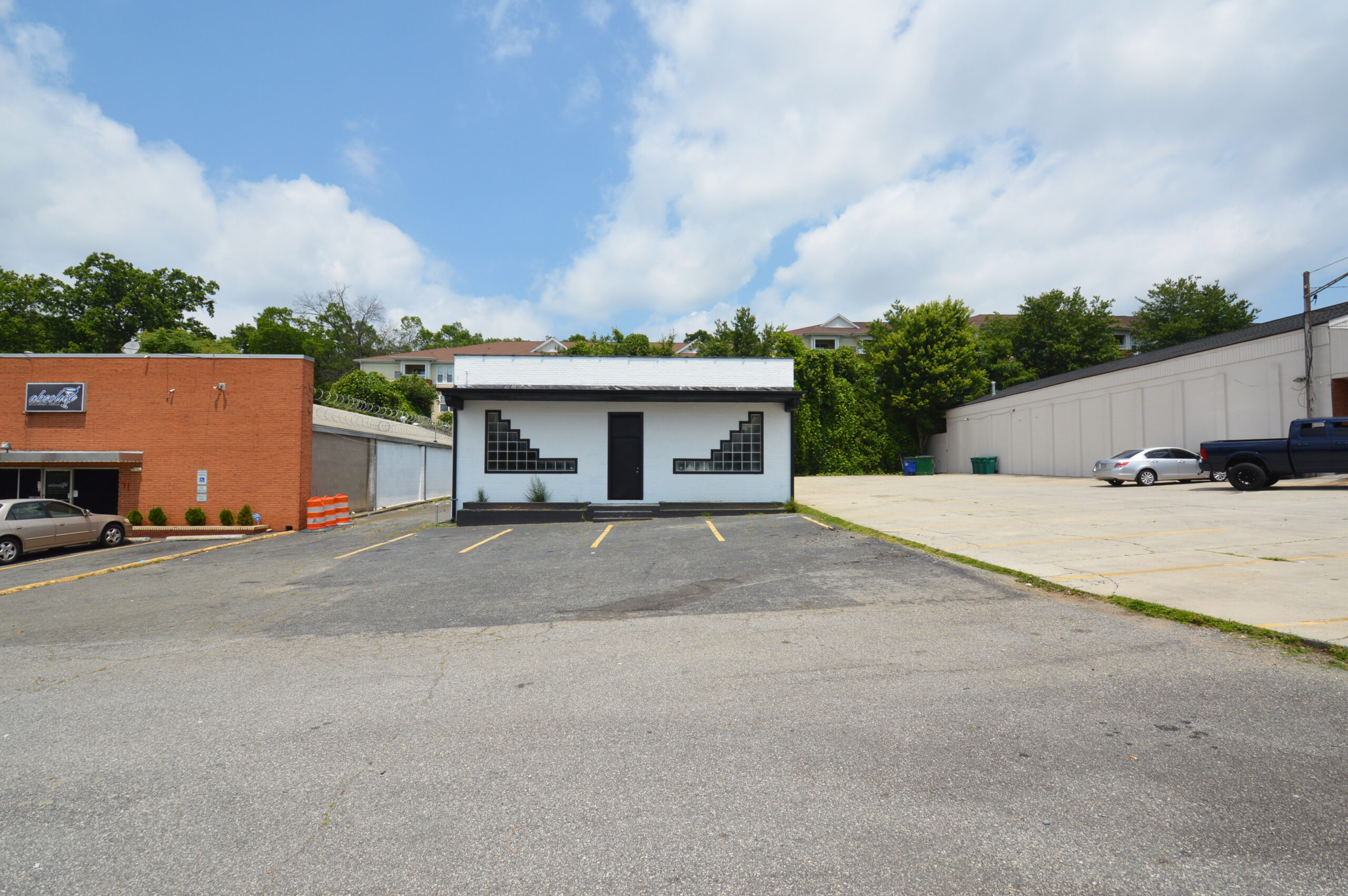 Property Detail Image 1