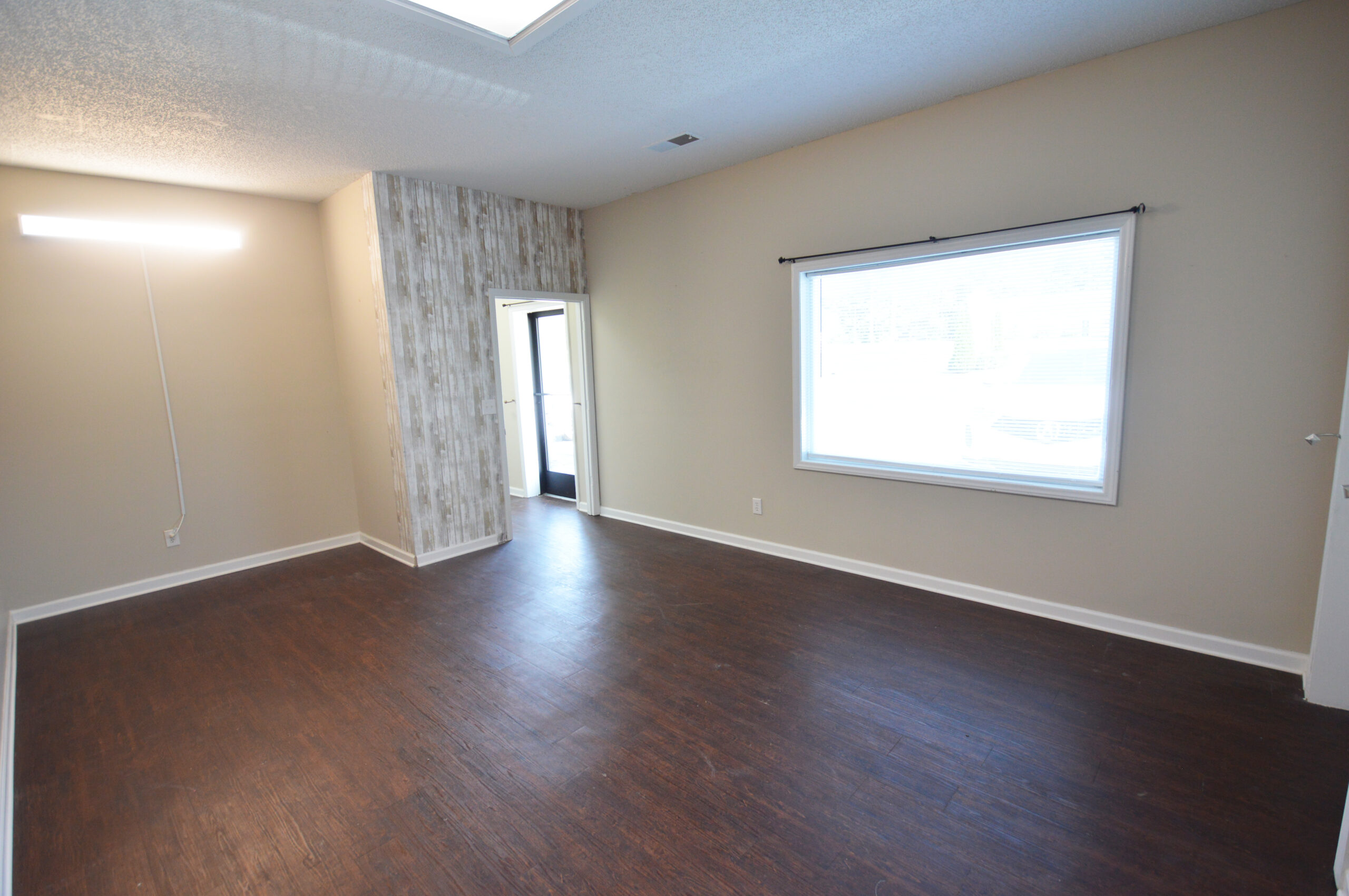 Property Detail Image 4