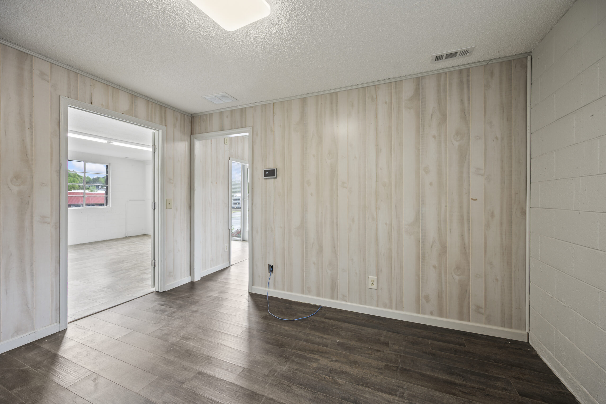 Property Detail Image 4