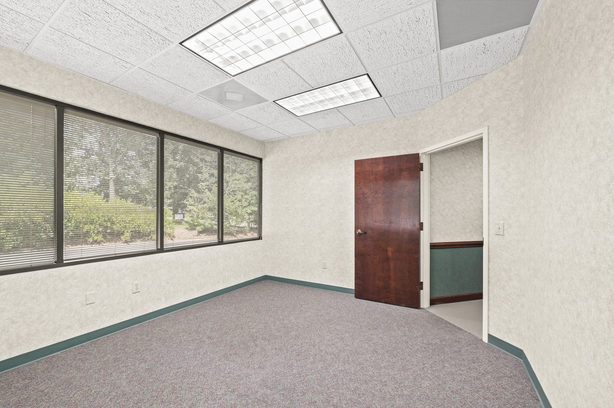 Property Detail Image 5
