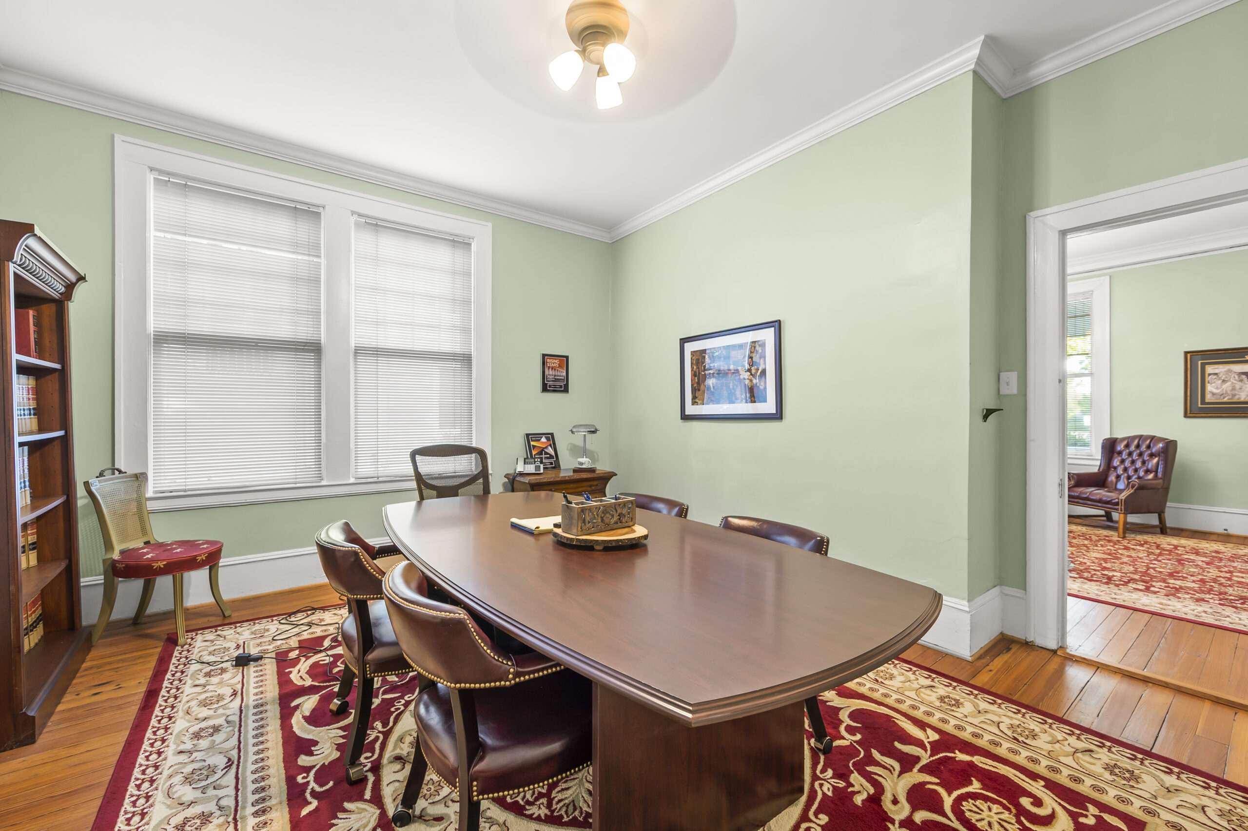 Property Detail Image 3