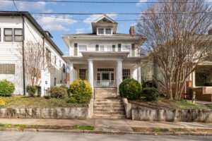 407 Summit Street